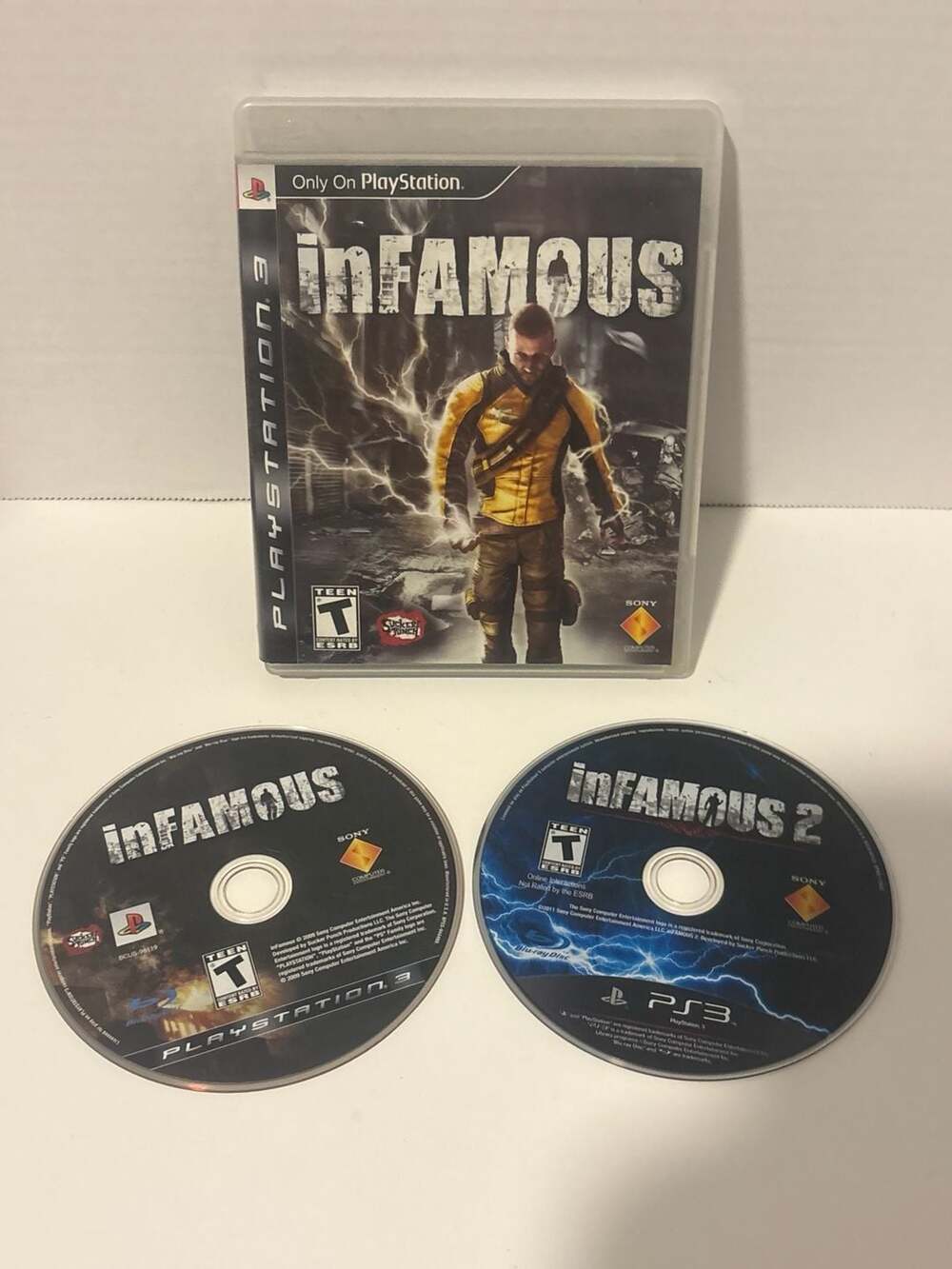 Sony PlayStation 3 inFAMOUS and inFAMOUS 2 Dual Game Bundle